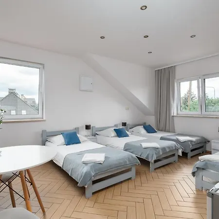 Sleeply Zlotniki- Dom Dla 18 Osob *