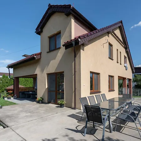 Holiday home Sleeply Zlotniki- Dom Dla 18 Osob *