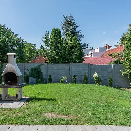 Holiday home Sleeply Zlotniki- Dom Dla 18 Osob *