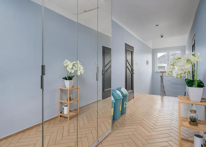 Sleeply Zlotniki- Dom Dla 18 Osob بيت للعطل