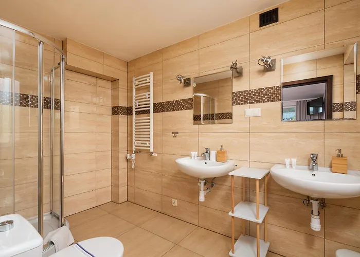 Sleeply Zlotniki- Dom Dla 18 Osob