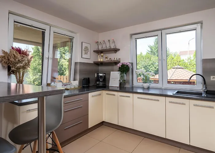 Sleeply Zlotniki- Dom Dla 18 Osob Wroclaw