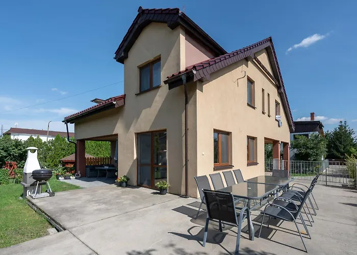 Holiday home Sleeply Zlotniki- Dom Dla 18 Osob *